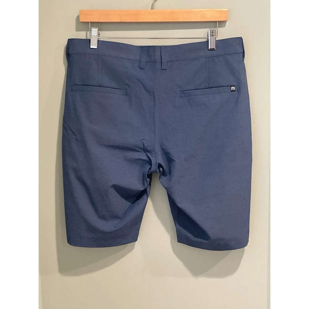 Travis Mathew Men's Blue Striped‎ Golf Shorts Size 32 Performance Stretch